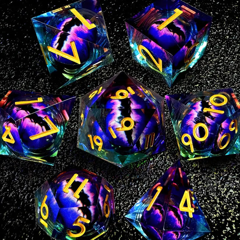 The Void's Eye - Moving Core Dice Set