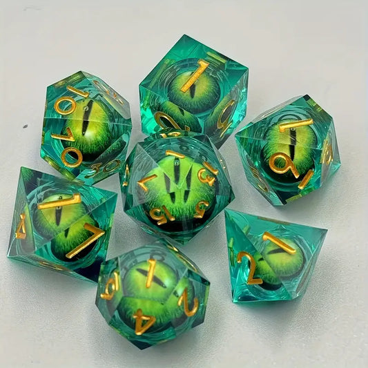 Newt's Eye - Moving Core Dice Set